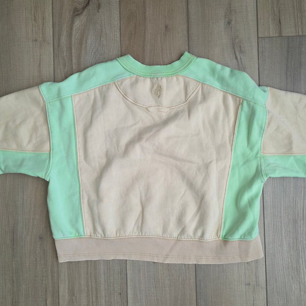 Free People Intercept Colorblock in Sesame Limezest Oversize Sweater Sz XS - Picture 11 of 15